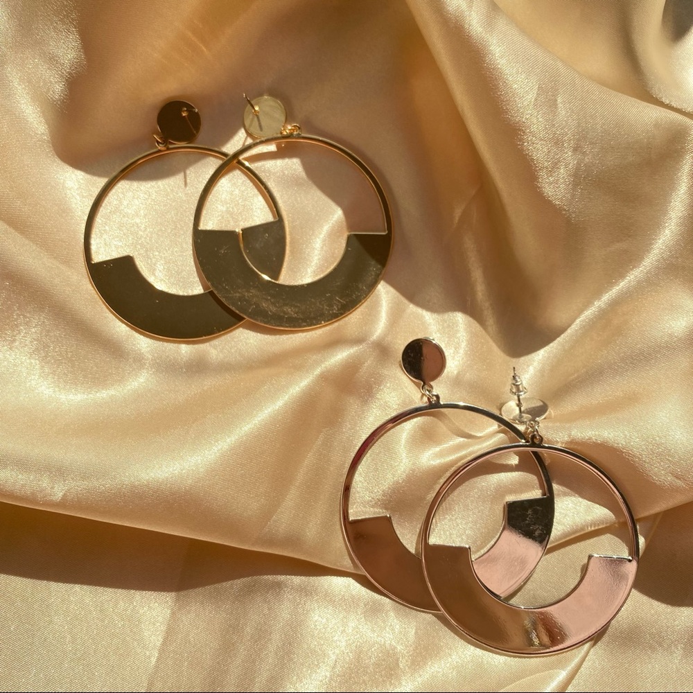Unique Design//Mirror Hoop Earrings - Picture 2 of 7